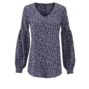 Medium Te Amo CAbi Blouse